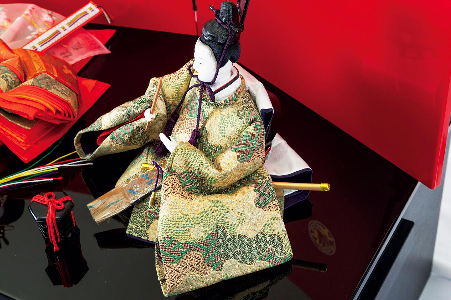 京雛 安藤桂甫 収納親王飾り(商品コード:441-2000-01)お殿様の着物