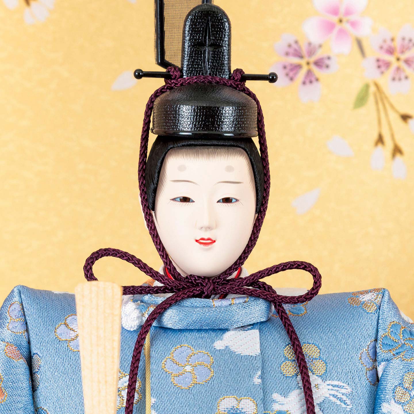 黒塗製 三段飾り(商品コード:413-2501-01)お殿様の顔アップ