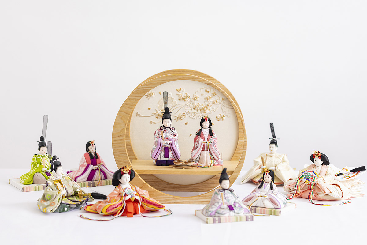 ひな人形