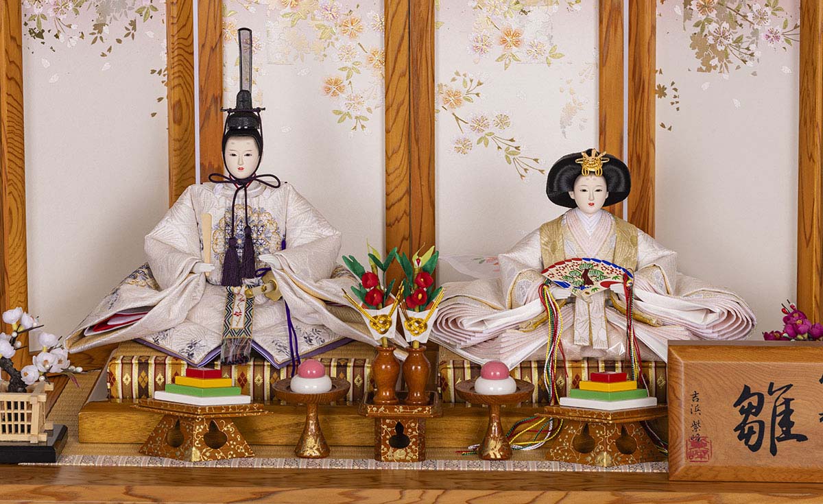ひな人形